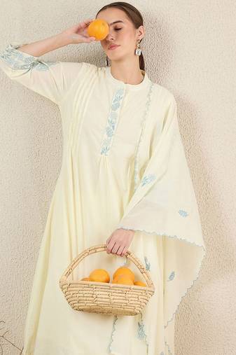 Women Solid Embroidered Cotton Kurta with Trousers & Dupatta