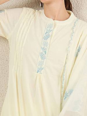 Women Solid Embroidered Cotton Kurta with Trousers & Dupatta 3
