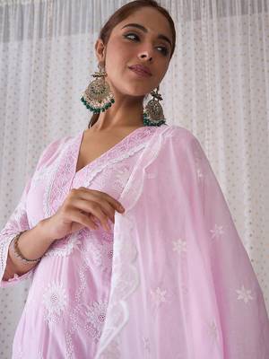 Floral Embroidered V-Neck Pure Cotton Kurta with Trousers & Dupatta 6