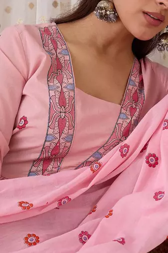 Women Floral Printed Pleated Pure Cotton Kurta with Trousers & With Dupatta