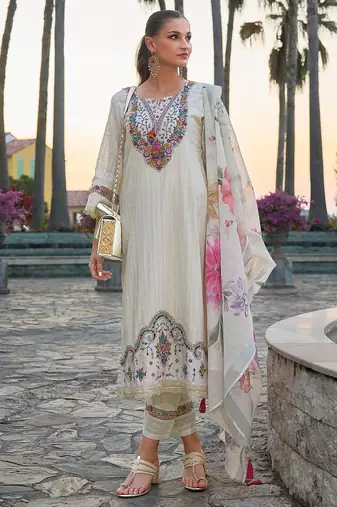 Women Floral Embroidered Regular Thread Work Pure Cotton Kurta with Trousers & With Dupatta