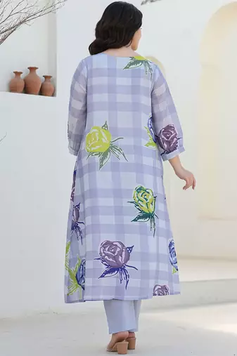 Women Floral Printed Regular Beads and Stones Pure Cotton Kurta with Trousers