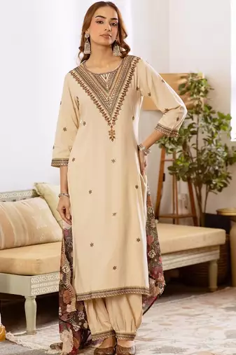 Women Ethnic Motifs Embroidered Thread Work Kurta with Patiala & With Dupatta