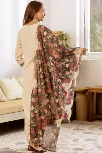 Women Ethnic Motifs Embroidered Thread Work Kurta with Patiala & With Dupatta