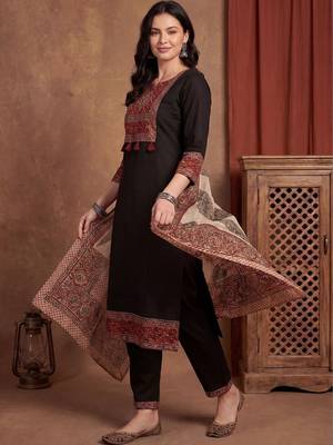 Women Ethnic Motifs Printed Regular Pure Cotton Kurta with Trousers & With Dupatta 1