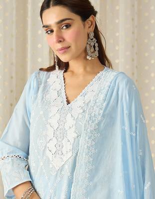 Women Embroidered Regular Thread Work Pure Cotton Kurta With Trousers & Dupatta 2