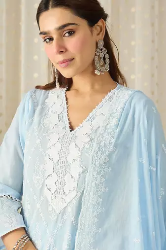 Women Embroidered Regular Thread Work Pure Cotton Kurta With Trousers & Dupatta