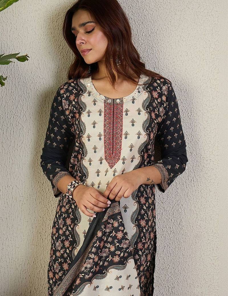 Ethnic Motifs Printed Round Neck Pure Cotton Kurta With Trousers & Dupatta