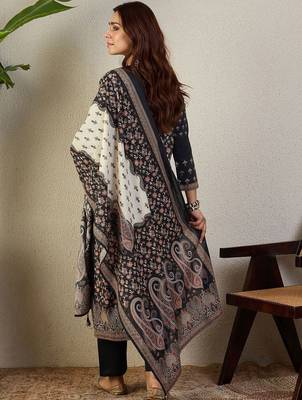 Ethnic Motifs Printed Round Neck Pure Cotton Kurta With Trousers & Dupatta 4
