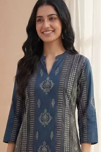 Women Ethnic Motifs Printed Regular Pure Cotton Kurta with Trousers