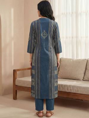 Women Ethnic Motifs Printed Regular Pure Cotton Kurta with Trousers 6