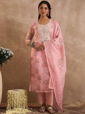 Women Floral Printed Linen Kurta with Trousers & Dupatta 6