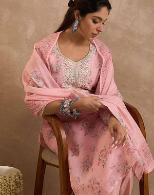 Women Floral Printed Linen Kurta with Trousers & Dupatta 7