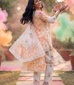 Floral Printed Beads and Stones Pure Cotton Straight Kurta & Trousers & Dupatta