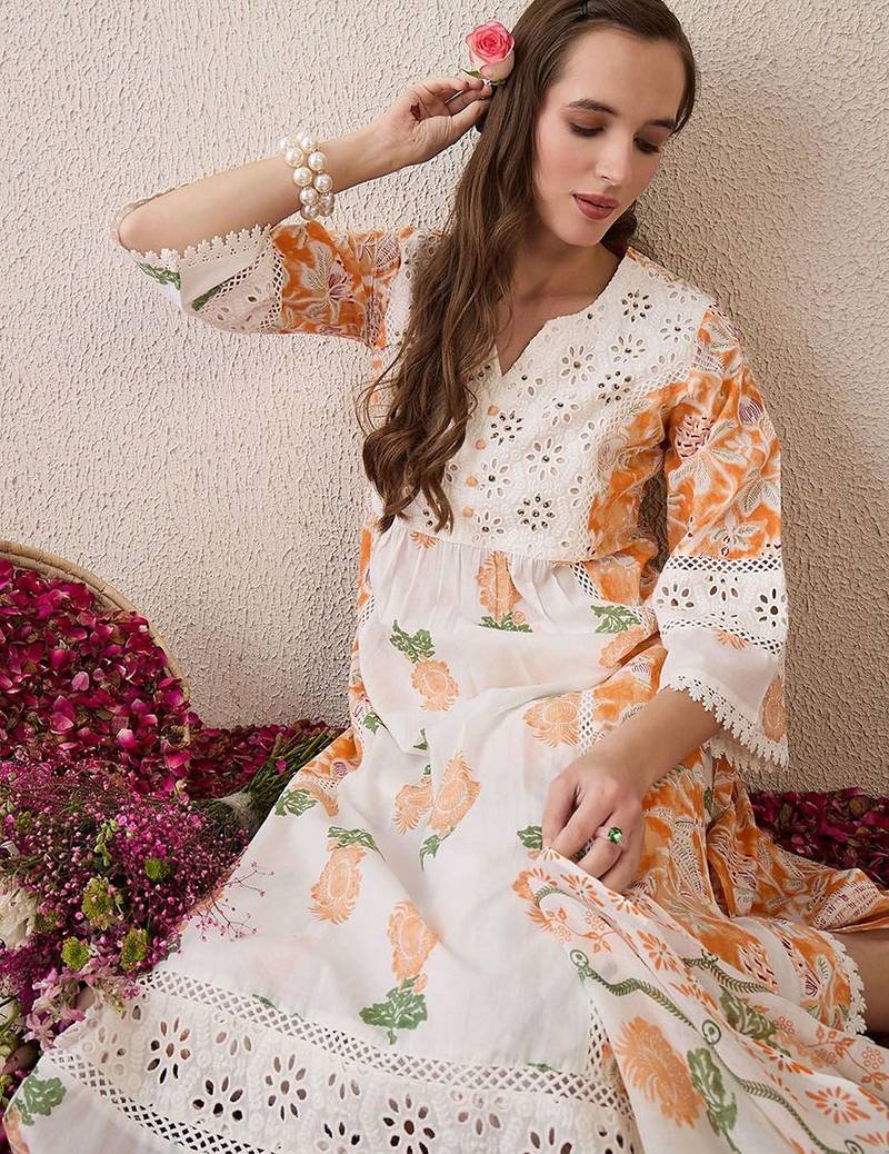 Floral Printed Beads and Stones Pure Cotton Straight Kurta & Trousers & Dupatta