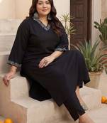 Plus Size Black Embroidered Straight Kurta Trousers Set