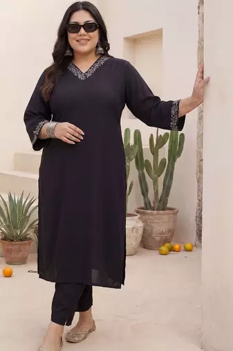 Plus Size Black Embroidered Straight Kurta Trousers Set