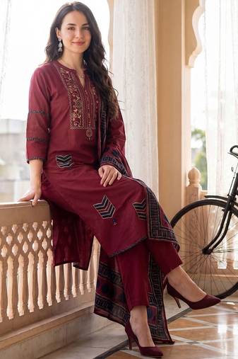 Women Ethnic Motifs Embroidered Regular Thread Work  Cotton Kurta with Trousers & With Dupatta