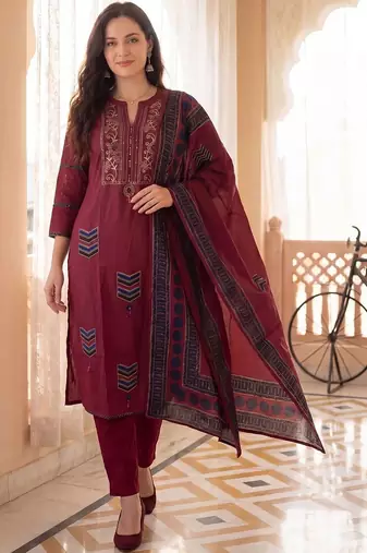 Women Ethnic Motifs Embroidered Regular Thread Work Pure Cotton Kurta with Trousers & With Dupatta