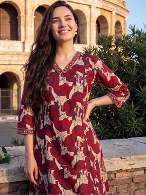 Women Floral Printed Regular Pure Cotton Kurta with Trousers 3