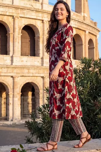 Women Floral Printed Regular Pure Cotton Kurta with Trousers