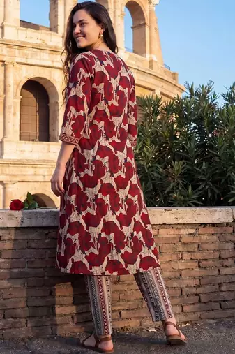 Women Floral Printed Regular Pure Cotton Kurta with Trousers