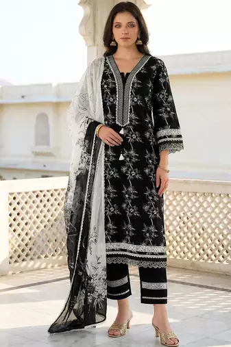 Women Floral Actual Embroidery Regular Thread Work Pure Cotton Kurta Set