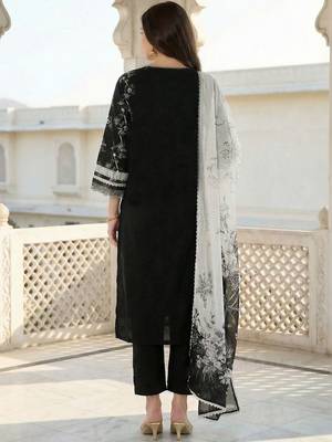 Women Floral Actual Embroidery Regular Thread Work Pure Cotton Kurta Set 6