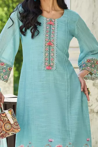 Women Floral Yoke Design Regular Thread Work Linen Kurta with Trousers & With Dupatta
