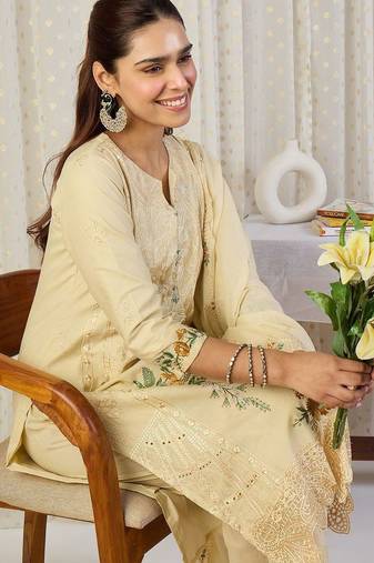Embroidered Notch Neck Thread Work  Cotton Kurta With Trousers & Dupatta