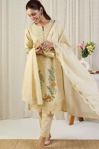 Embroidered Notch Neck Thread Work Pure Cotton Kurta With Trousers & Dupatta
