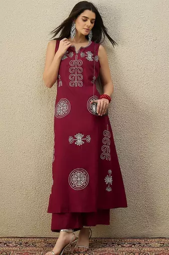 Women Ethnic Motifs Embroidered Regular Thread Work Pure Cotton Kurta with Palazzos