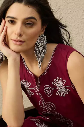 Women Ethnic Motifs Embroidered Regular Thread Work Pure Cotton Kurta with Palazzos