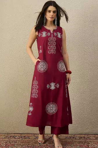 Women Ethnic Motifs Embroidered Regular Thread Work Pure Cotton Kurta with Palazzos