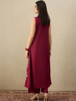 Women Ethnic Motifs Embroidered Regular Thread Work Pure Cotton Kurta with Palazzos 5