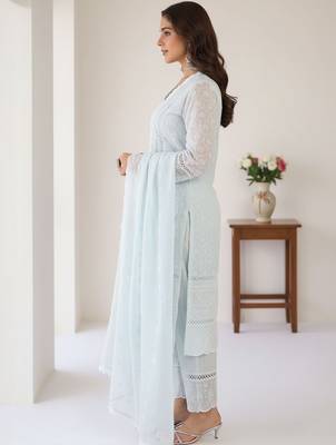 Ethnic Motifs Embroidered Chikankari Pure Cotton Kurta With Trousers & Dupatta 3