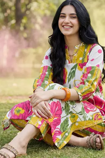 Floral Printed Mandarin Collar Pure Cotton Kurta with Trousers