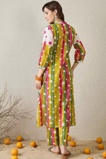 Floral Printed Mandarin Collar Pure Cotton Kurta with Trousers