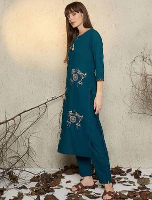 Women Printed Regular Thread Work Pure Cotton Kurta with Trousers 3