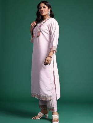 Plus Size Lavender Embroidered Straight Kurta Trousers With Dupatta Set 6
