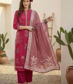 Women Floral Printed Regular Beads and Stones Pure Cotton Kurta with Trousers & With Dupatta