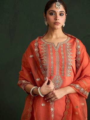 Ethnic Motifs Embroidered Gotta Patti Straight Kurta With Trousers & Dupatta 1
