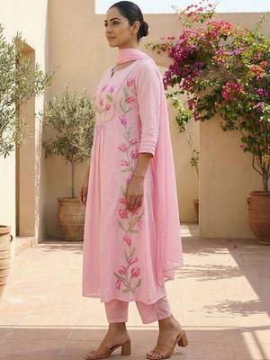 Women Floral Embroidered Panelled Thread Work Pure Cotton Kurta with Trousers & With Dupatta 5