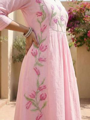 Women Floral Embroidered Panelled Thread Work Pure Cotton Kurta with Trousers & With Dupatta 7
