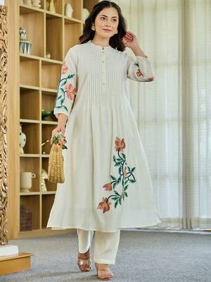 Floral Embroidered Mandarin Collar A Line Pure Cotton Kurta Wwith Trousers 2