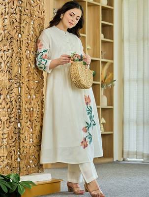 Floral Embroidered Mandarin Collar A Line Pure Cotton Kurta Wwith Trousers 3
