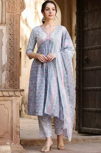 Women Ethnic Motifs Printed Tiered Pure Cotton Kurta with Trousers & With Dupatta