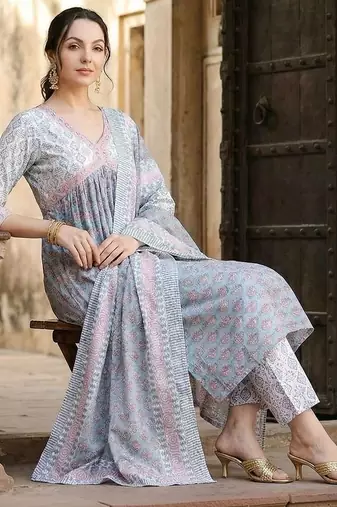 Women Ethnic Motifs Printed Tiered Pure Cotton Kurta with Trousers & With Dupatta