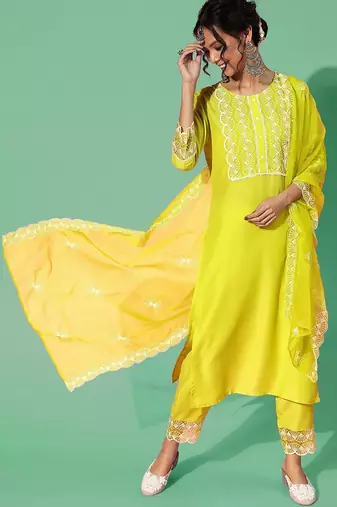 Women Yoke Design Round Neck Kurta With Trousers & Dupatta