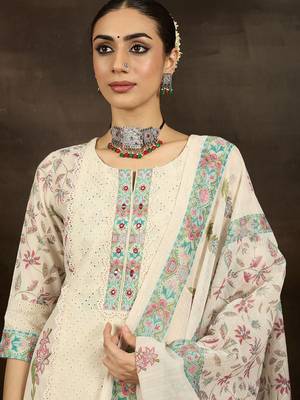 Floral Printed Notch Neck Mirror Work Straight Kurta With Trousers & Dupatta 1